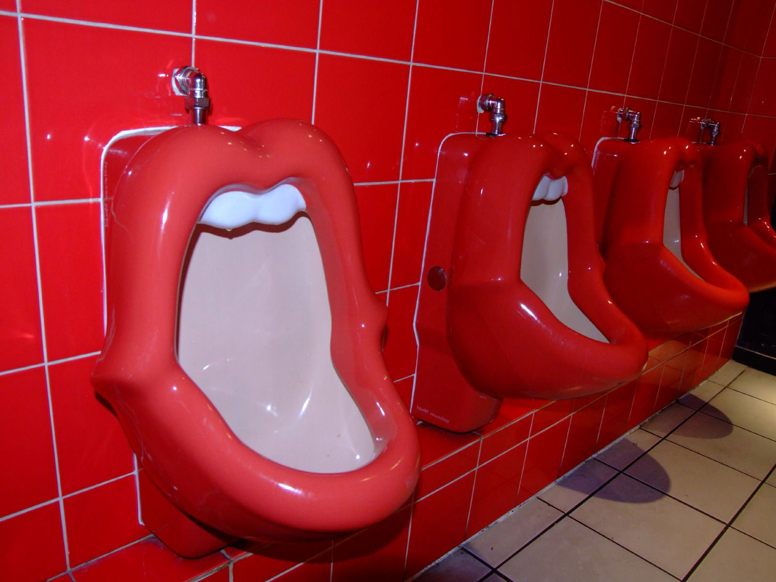 urinal_mouth-1web.jpg